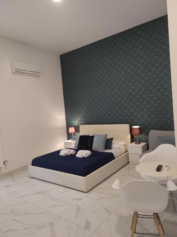 Domus Luigi Leone 2 Bed & Breakfast Наполи Екстериор снимка