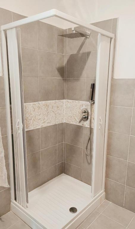 Domus Luigi Leone 2 Bed & Breakfast Наполи Екстериор снимка